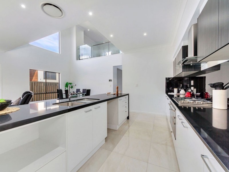 13 Kestrel Street, Rochedale QLD 4123