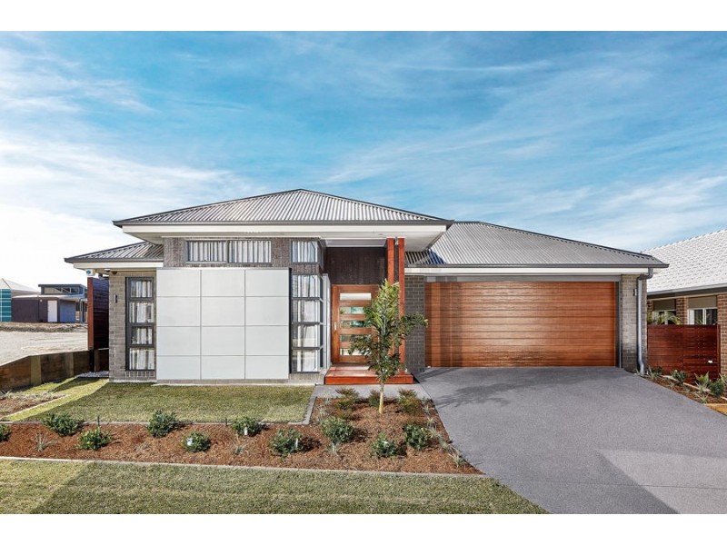 11 Trailblazer Drive, Flagstone QLD 4280