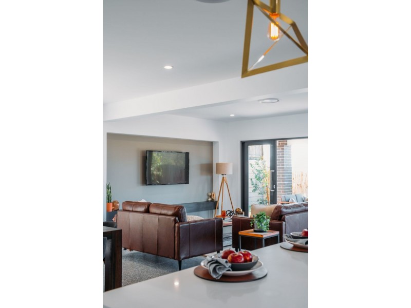 10 Miami Street,, Spring Mountain QLD 4124