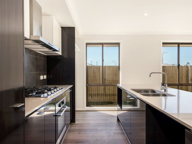 17 Bignell Circuit, Greenbank QLD 4124