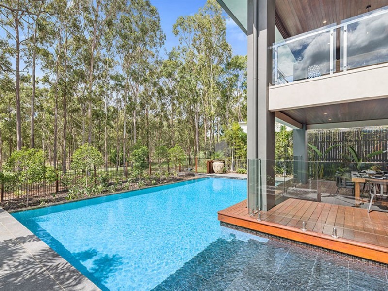 8 Turnberry Way, Brookwater QLD 4300