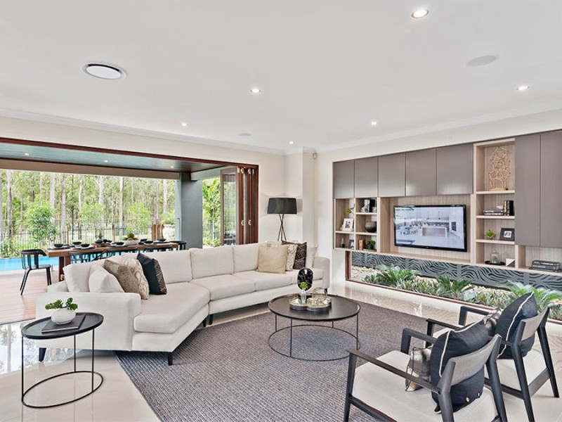 8 Turnberry Way, Brookwater QLD 4300