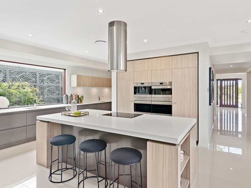 8 Turnberry Way, Brookwater QLD 4300