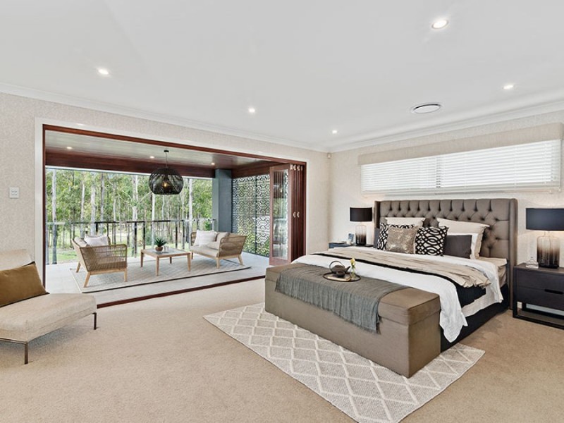 8 Turnberry Way, Brookwater QLD 4300