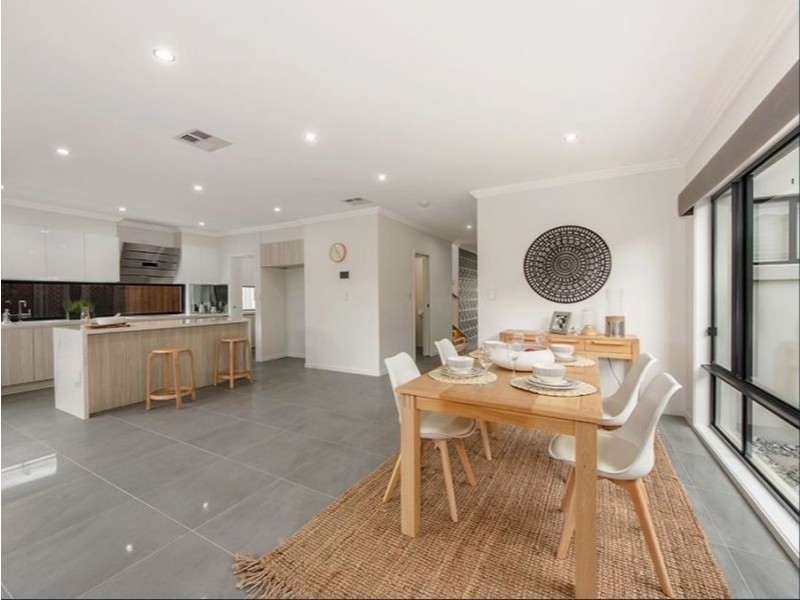 18 Shilin Street, Yarrabilba QLD 4207