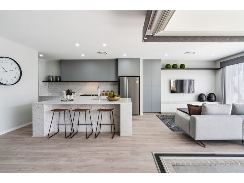 31 Olive Avenue, Greenbank QLD 4124