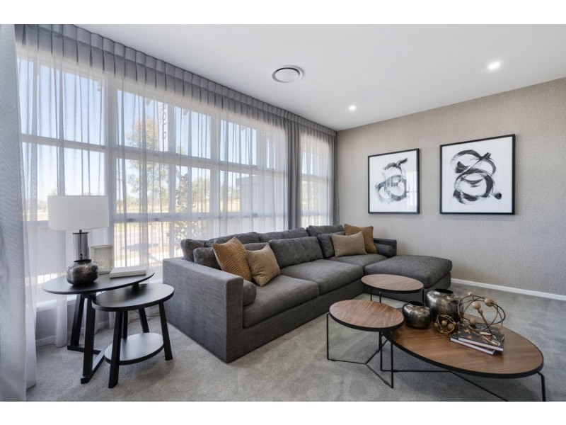 31 Olive Avenue, Greenbank QLD 4124