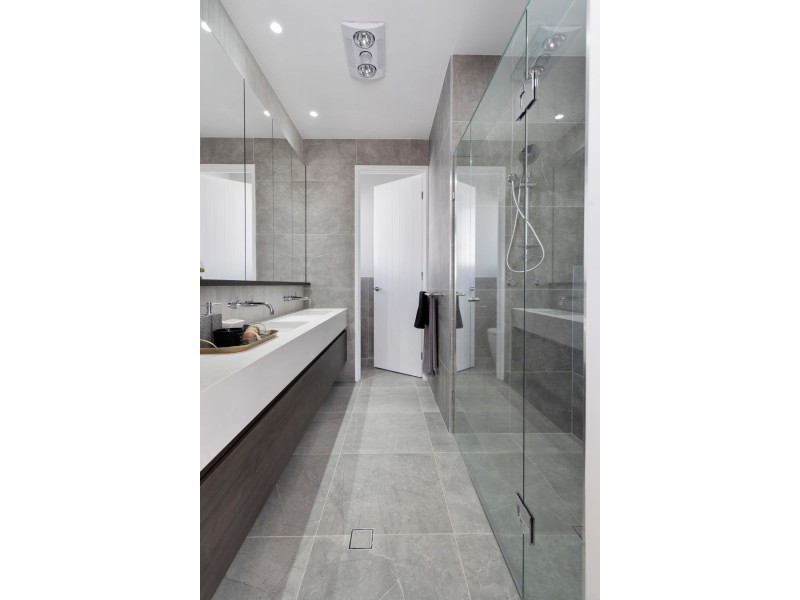 31 Olive Avenue, Greenbank QLD 4124