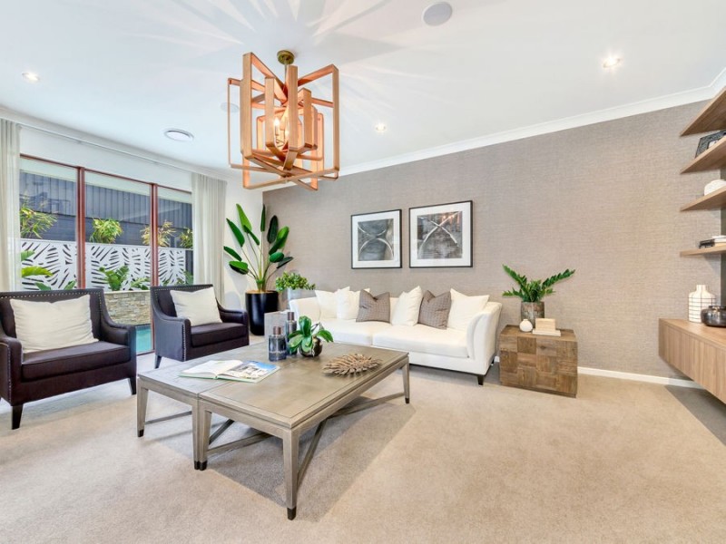 2 Executive Way, Bridgeman Downs QLD 4035