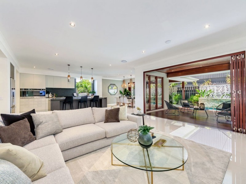 2 Executive Way, Bridgeman Downs QLD 4035