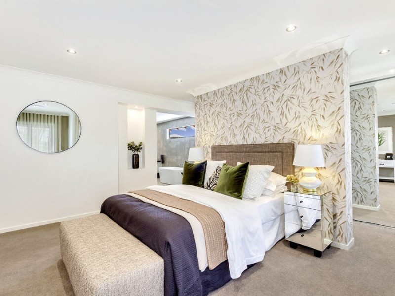 2 Executive Way, Bridgeman Downs QLD 4035