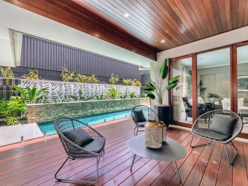 2 Executive Way, Bridgeman Downs QLD 4035