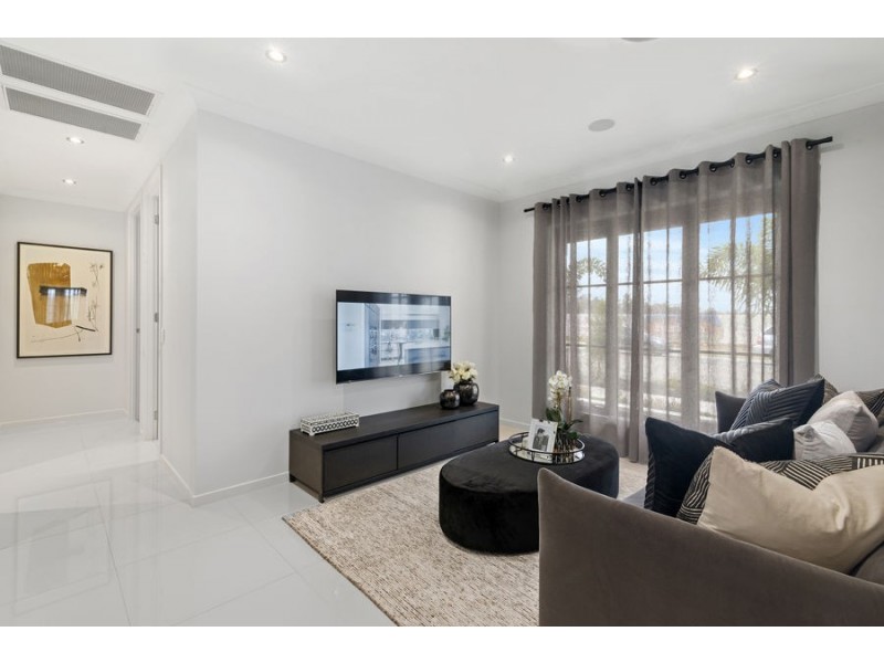 1 OLIVE AVENUE, Greenbank QLD 4124