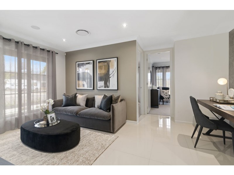 1 OLIVE AVENUE, Greenbank QLD 4124