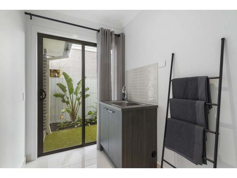 1 OLIVE AVENUE, Greenbank QLD 4124