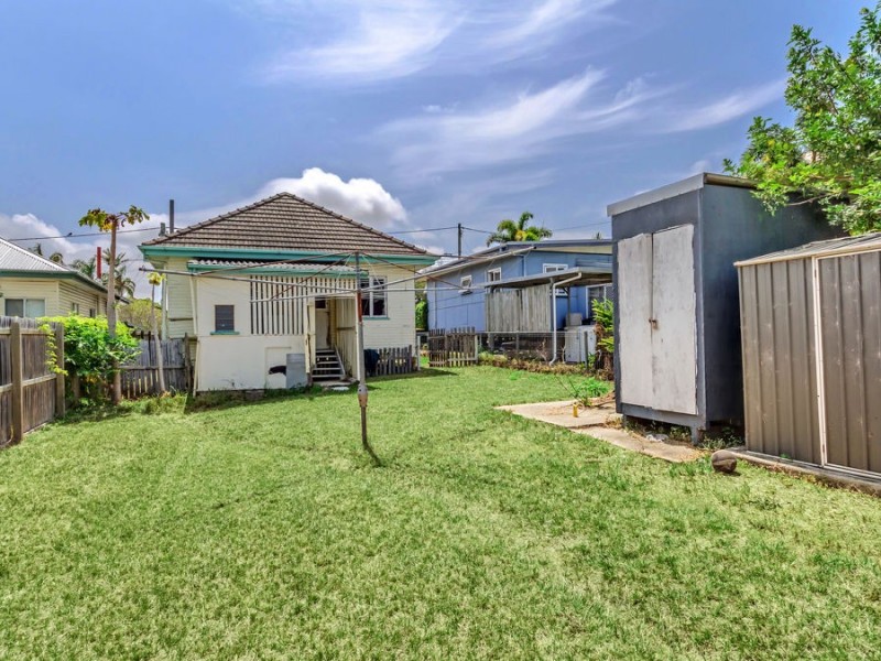 8 Blackwood Road, Margate QLD 4019