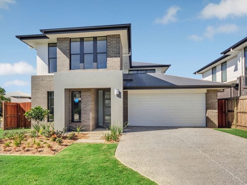 19 MAJESTIC CRESCENT, Hemmant QLD 4174