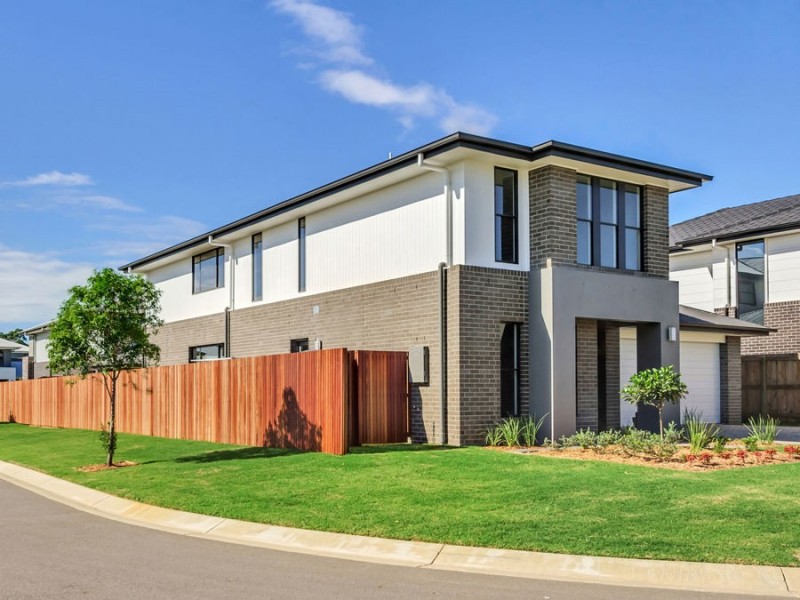 19 MAJESTIC CRESCENT, Hemmant QLD 4174