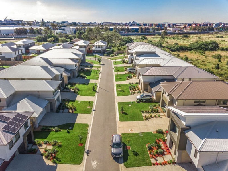 19 MAJESTIC CRESCENT, Hemmant QLD 4174