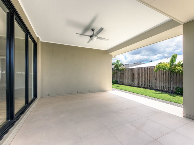 117 Sovereign Drive, Deebing Heights QLD 4306