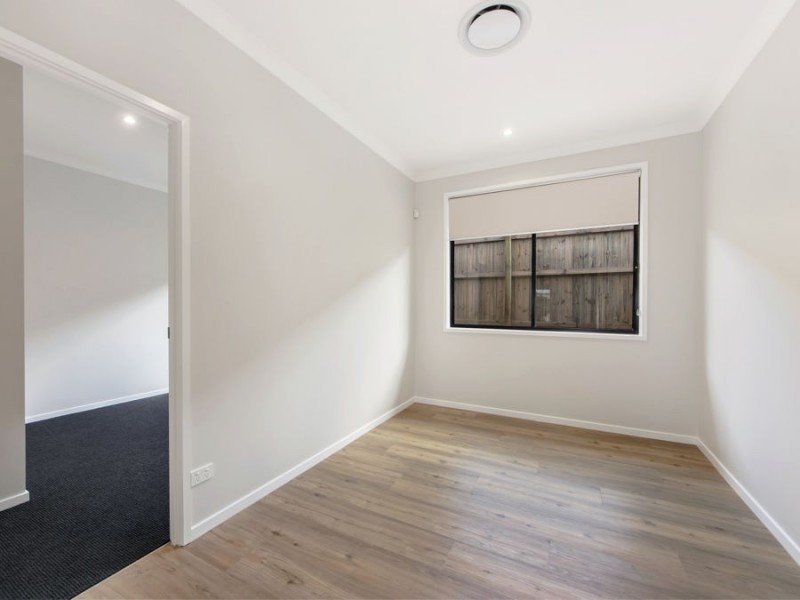 117 Sovereign Drive, Deebing Heights QLD 4306