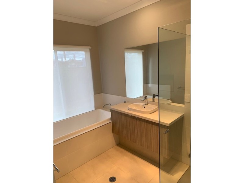 13 Bonello Circuit, Flagstone QLD 4280