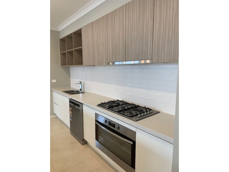 13 Bonello Circuit, Flagstone QLD 4280