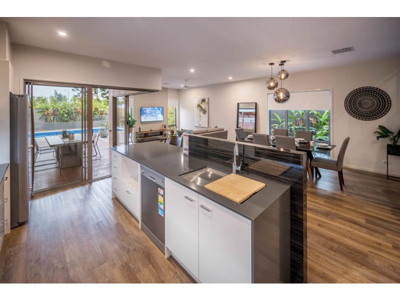 61 Attenborough Circuit, North Lakes QLD 4509