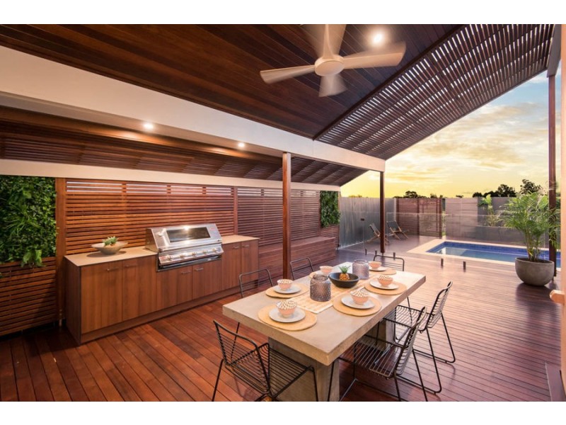 61 Attenborough Circuit, North Lakes QLD 4509