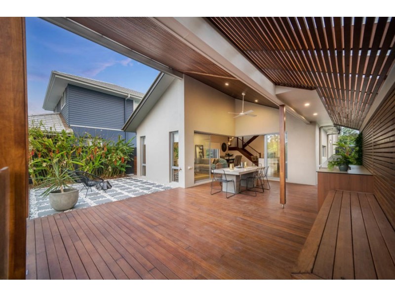 61 Attenborough Circuit, North Lakes QLD 4509