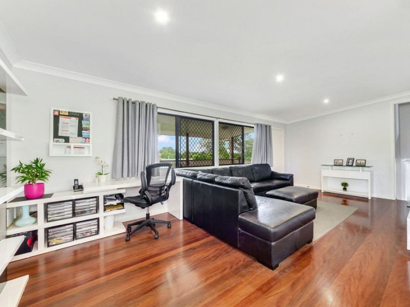 29 Boona Street, Petrie QLD 4502