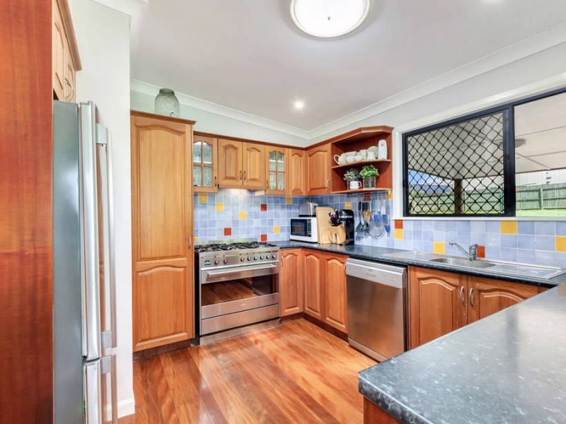 29 Boona Street, Petrie QLD 4502