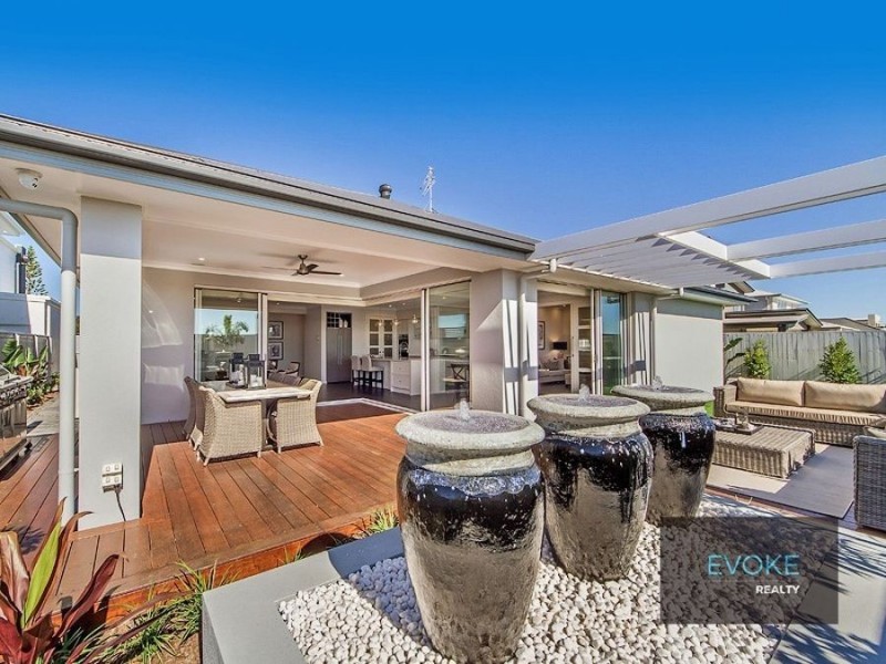 36 Spinnaker Boulevard, Newport QLD 4020