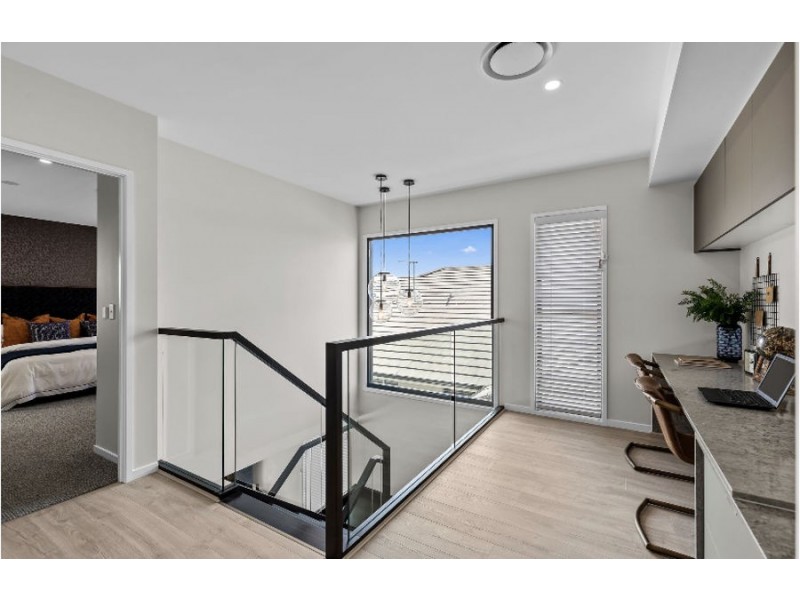 4 RANI STREET, Newport QLD 4020