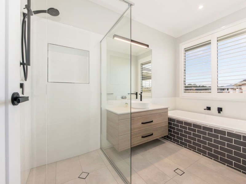 1 Crystal Brook Road, New Beith QLD 4124