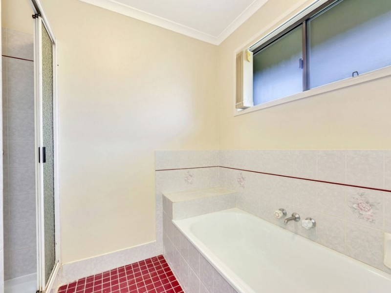 2/40 Bluebell Street, Caboolture QLD 4510