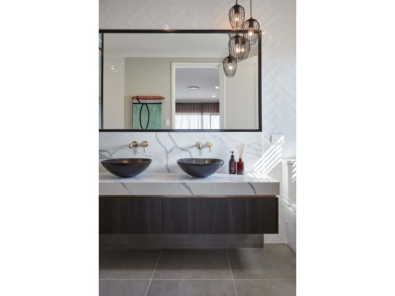 53 Brookbent Road, Pallara QLD 4110