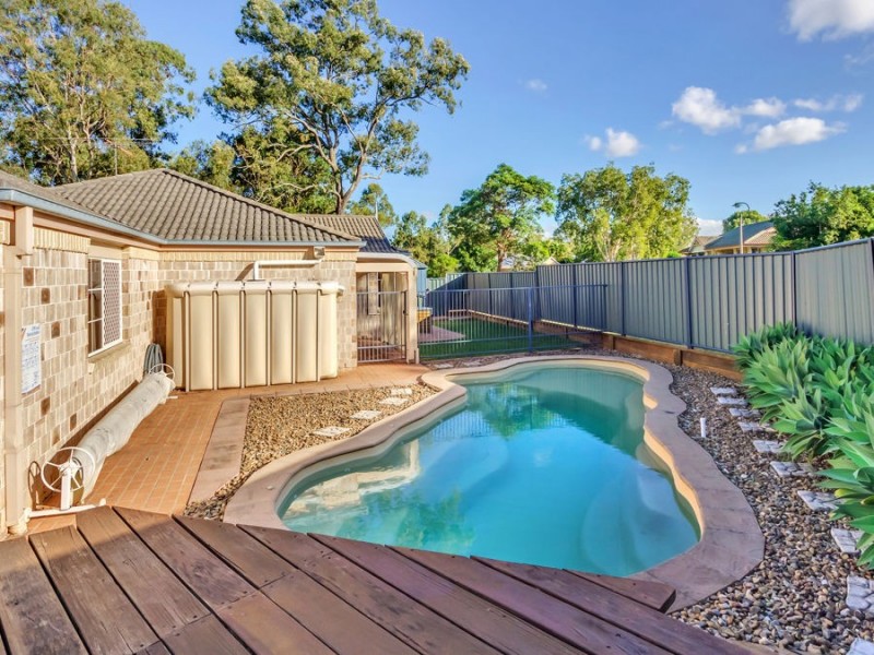 25 Kirri Avenue, Petrie QLD 4502