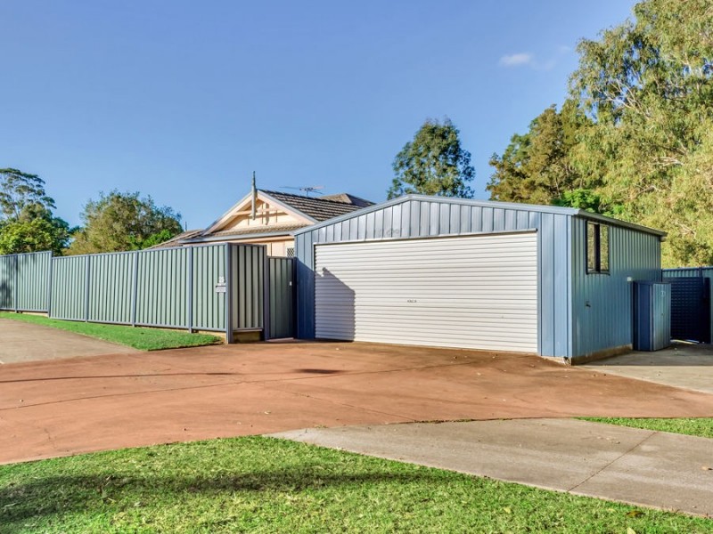 25 Kirri Avenue, Petrie QLD 4502
