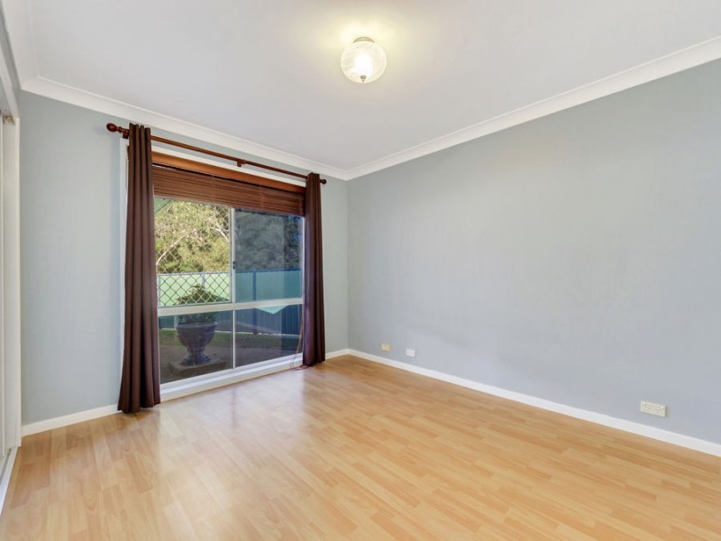 25 Kirri Avenue, Petrie QLD 4502