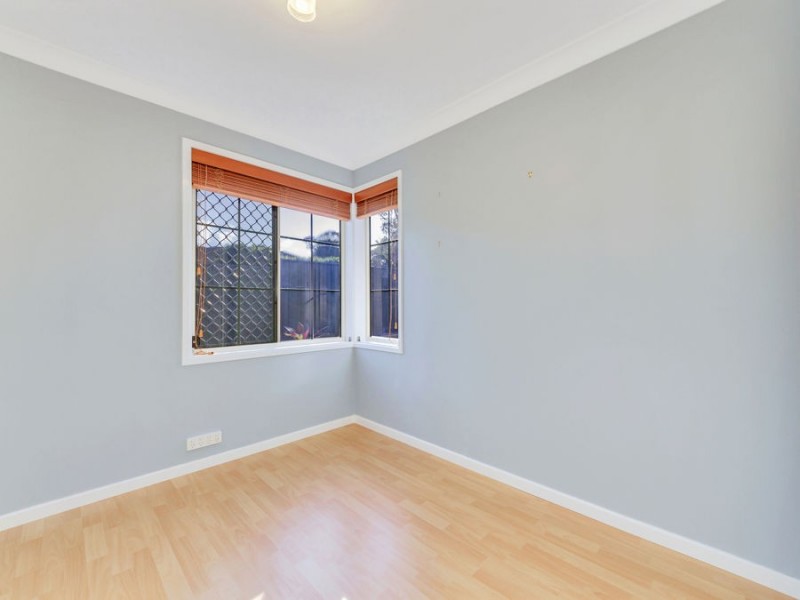 25 Kirri Avenue, Petrie QLD 4502