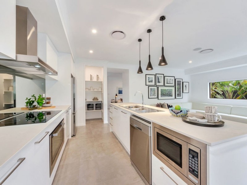 34 Attenborough Circuit, North Lakes QLD 4509