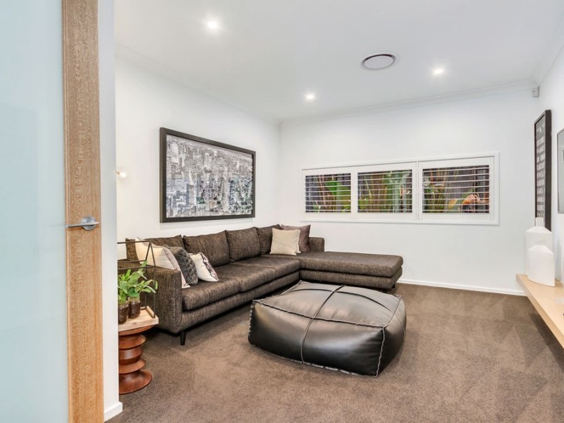 34 Attenborough Circuit, North Lakes QLD 4509