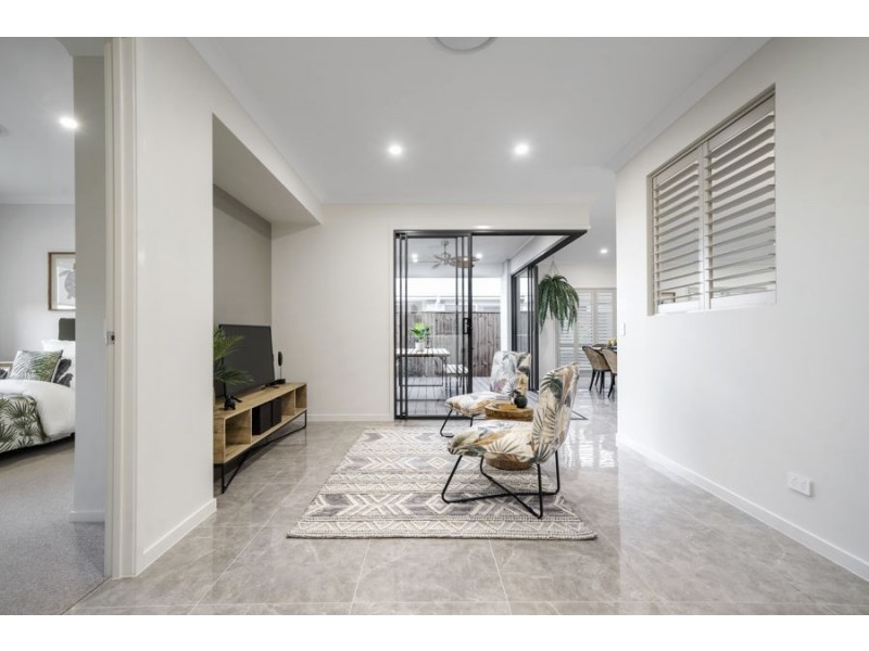 41 Panorama Drive, Springfield QLD 4300