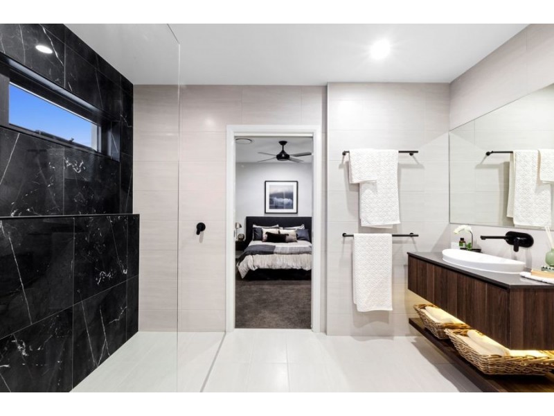 69 Attenborough Circuit, North Lakes QLD 4509