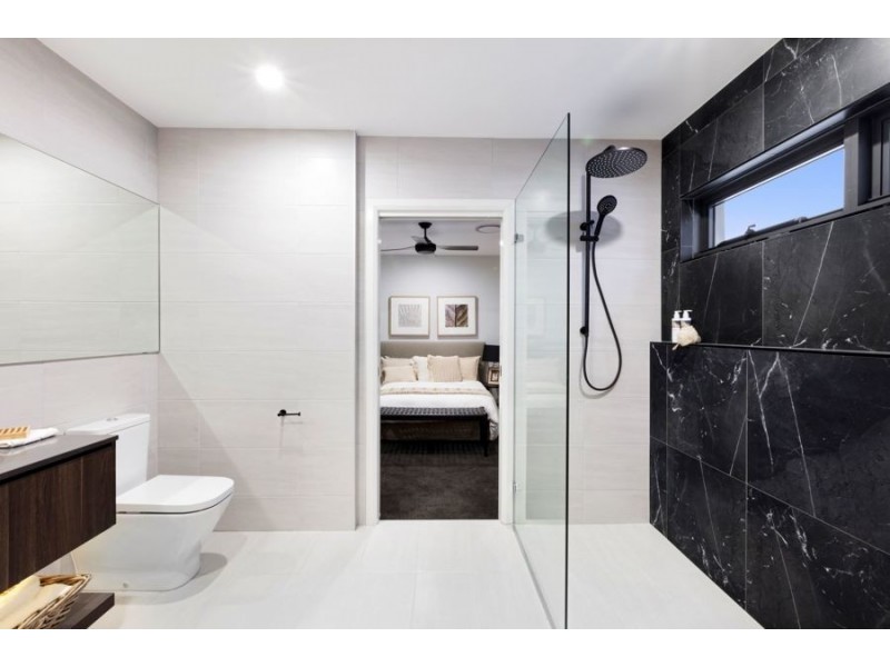 69 Attenborough Circuit, North Lakes QLD 4509