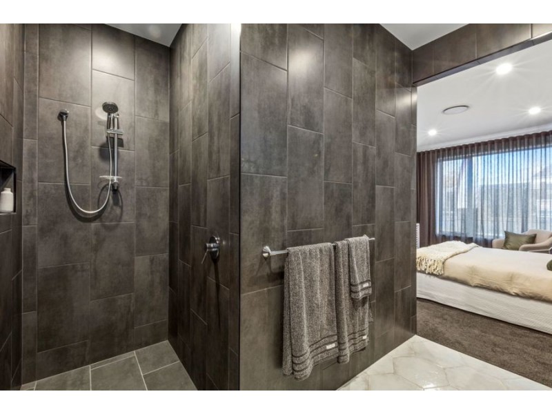 71 Attenborough Circuit, North Lakes QLD 4509