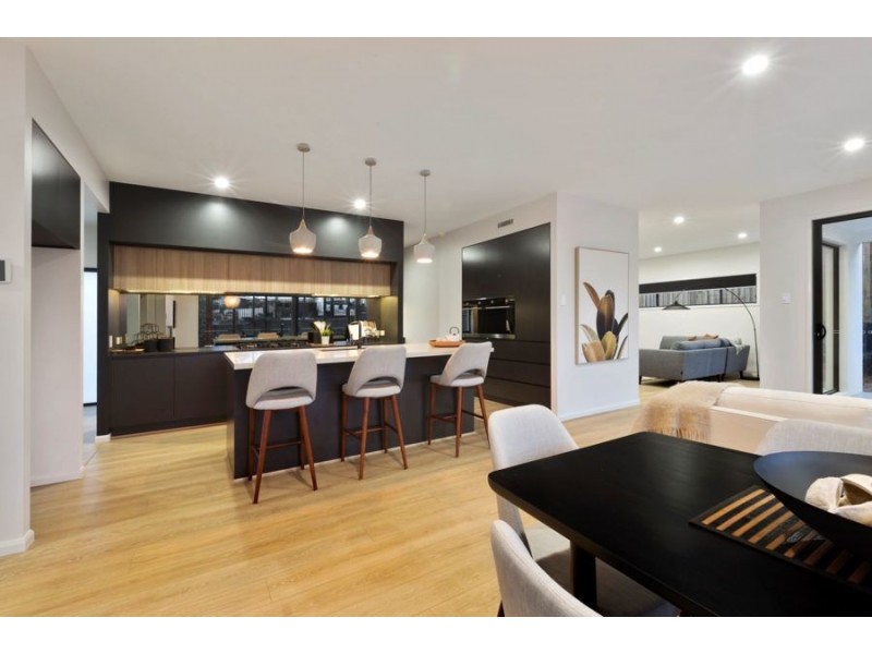 52 Windsor Drive, Upper Kedron QLD 4055