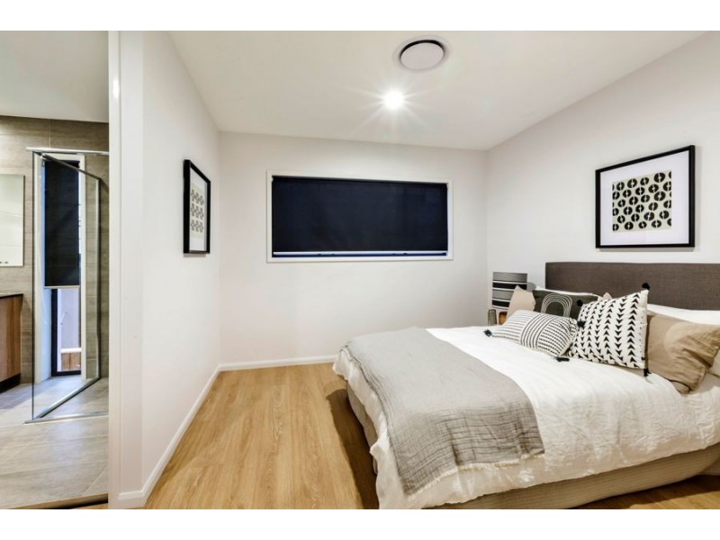 52 Windsor Drive, Upper Kedron QLD 4055