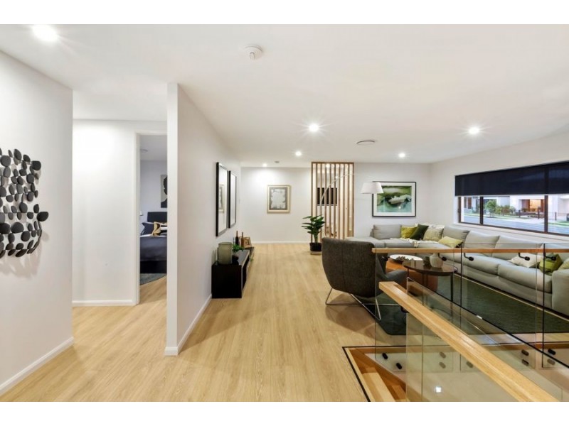 52 Windsor Drive, Upper Kedron QLD 4055